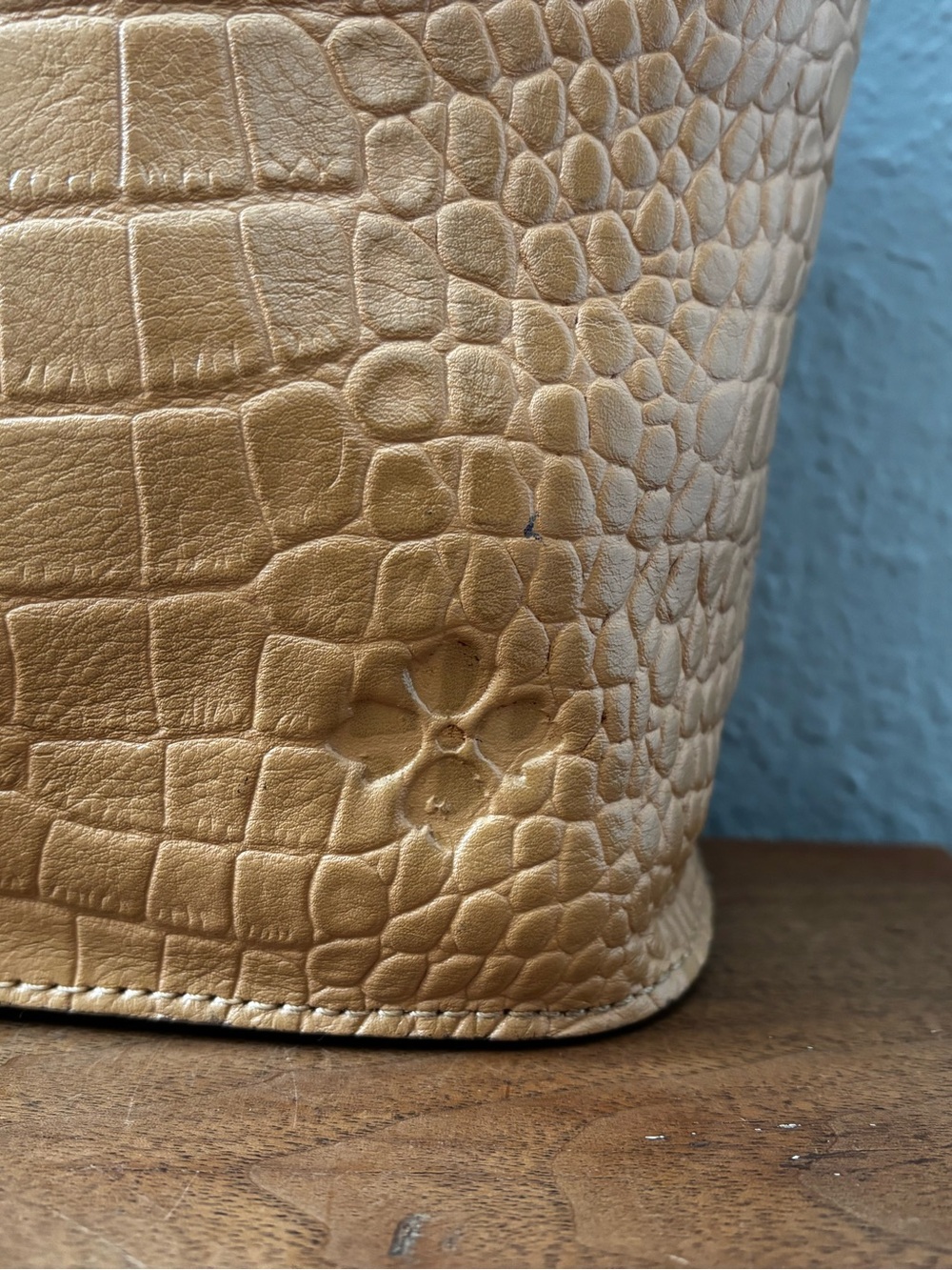 Patricia Nash Anniversary Croc Embossed Small Shop Tote - Picture 11 of 13